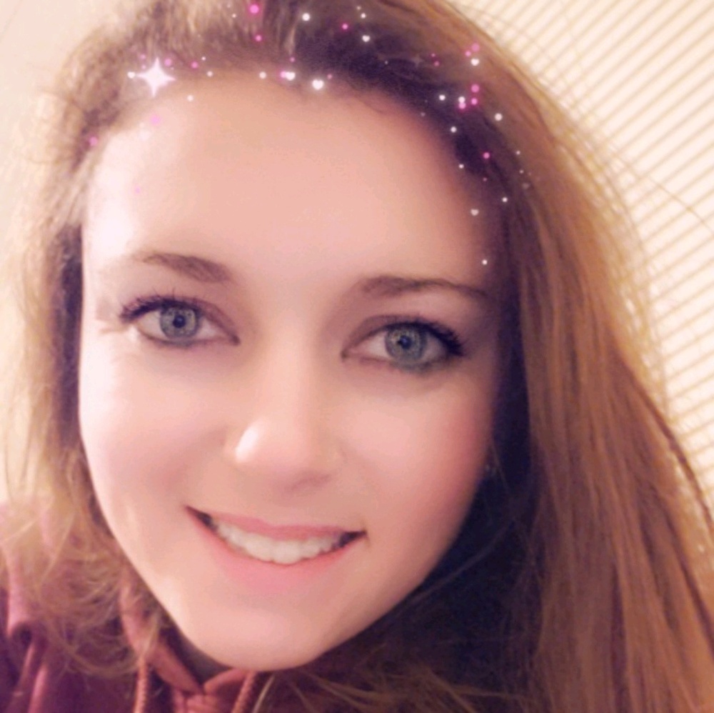 Meet your Posher, Gia